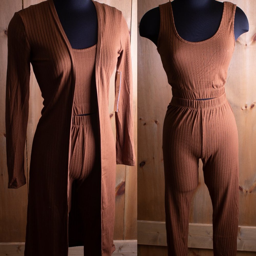 Ribbed Set - Picture 2 of 2
